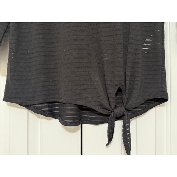 Chico's Black Tie-Waist Top, Size 0 - Picture 5 of 7